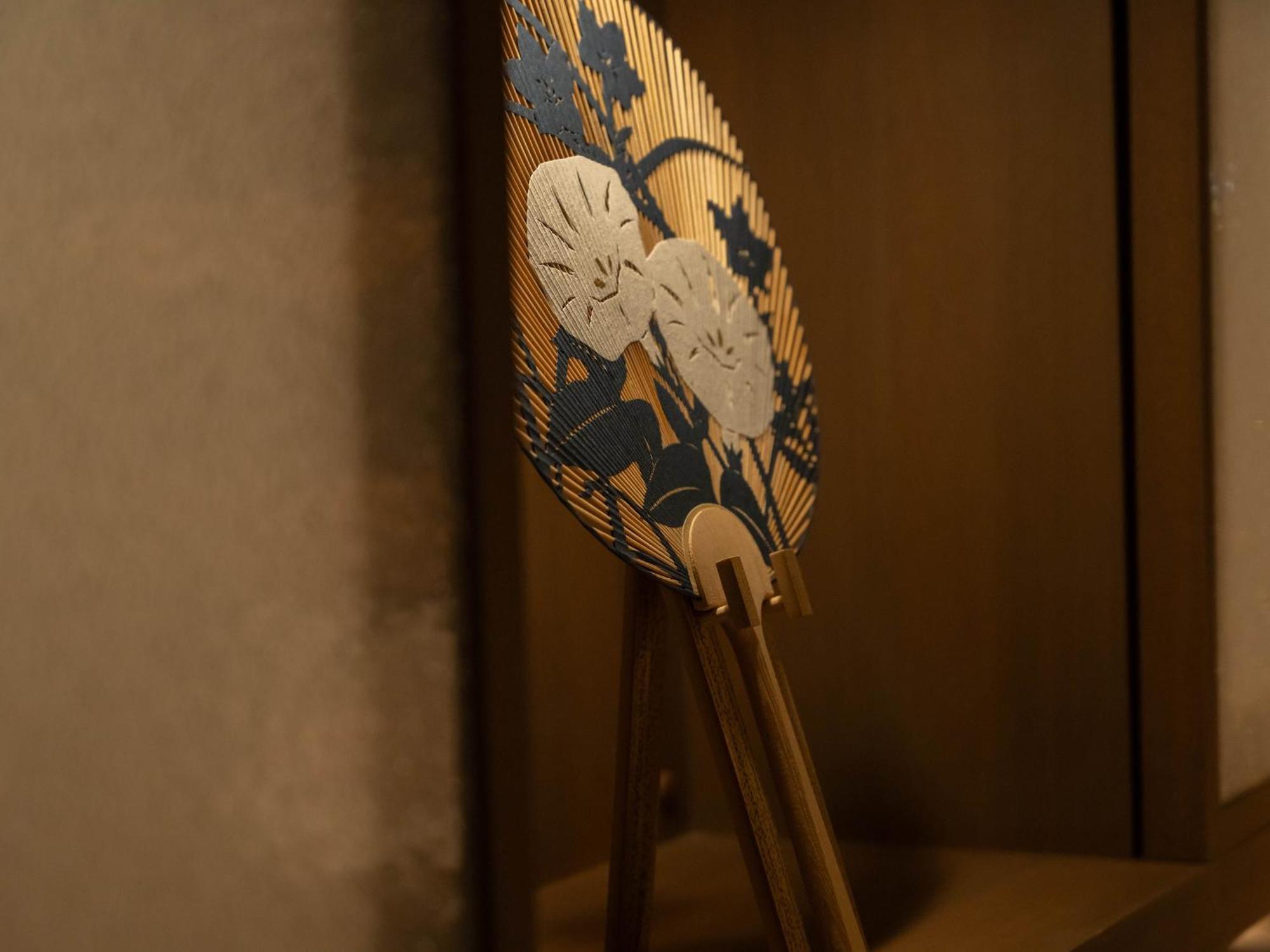 Готель Insomnia Kyoto Oike Екстер'єр фото